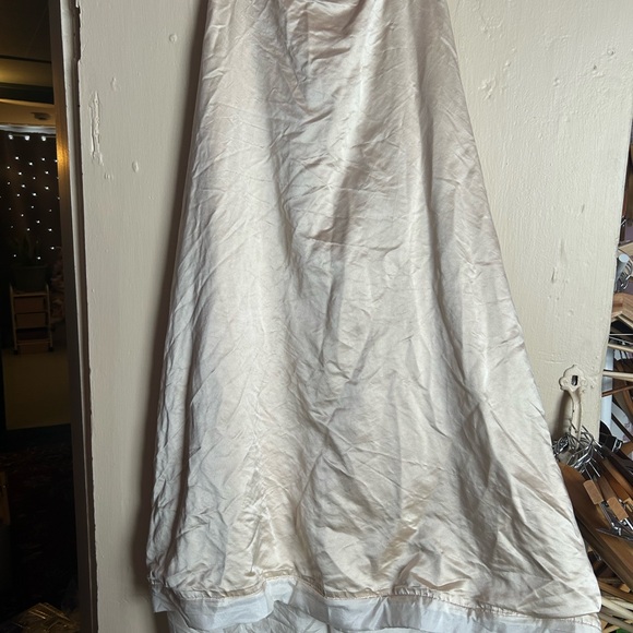 Vintage Satin Layered Skirt - Picture 4 of 4